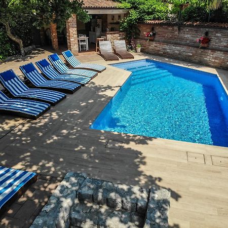 Villa Amalia Apartments Малинска Экстерьер фото