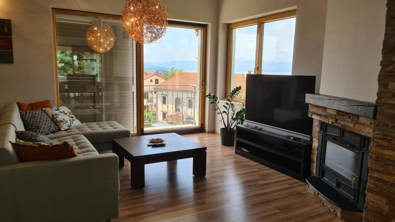 Villa Amalia Apartments Малинска Экстерьер фото