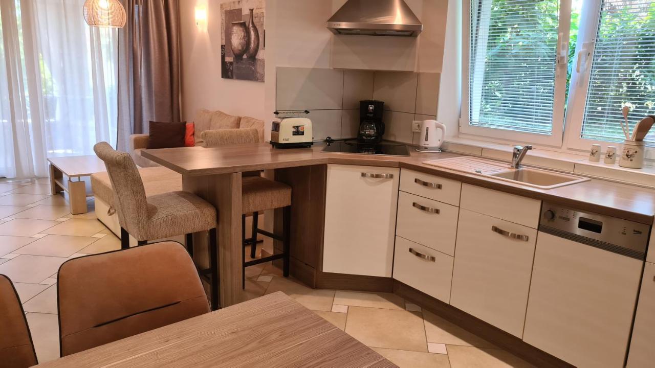 Villa Amalia Apartments Малинска Экстерьер фото