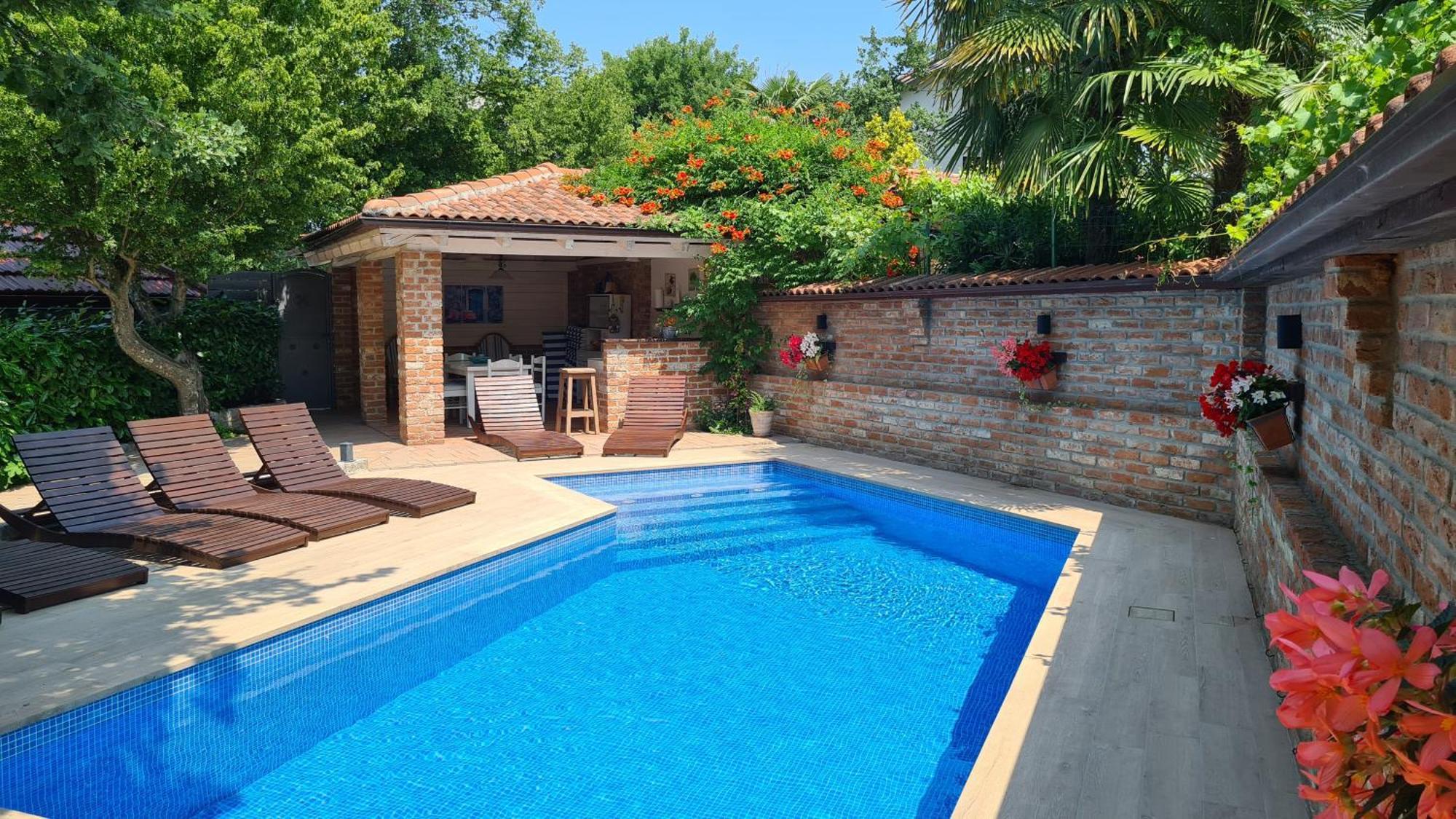 Villa Amalia Apartments Малинска Экстерьер фото