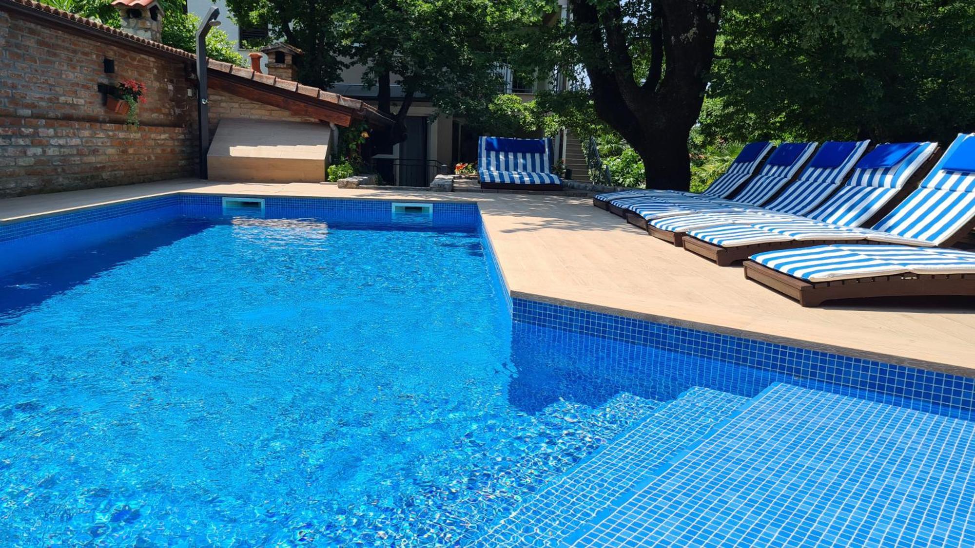 Villa Amalia Apartments Малинска Экстерьер фото
