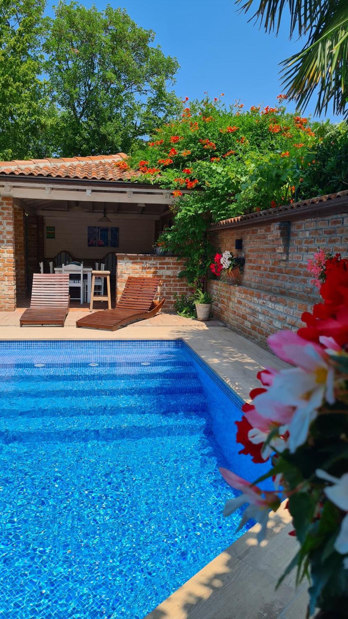Villa Amalia Apartments Малинска Экстерьер фото