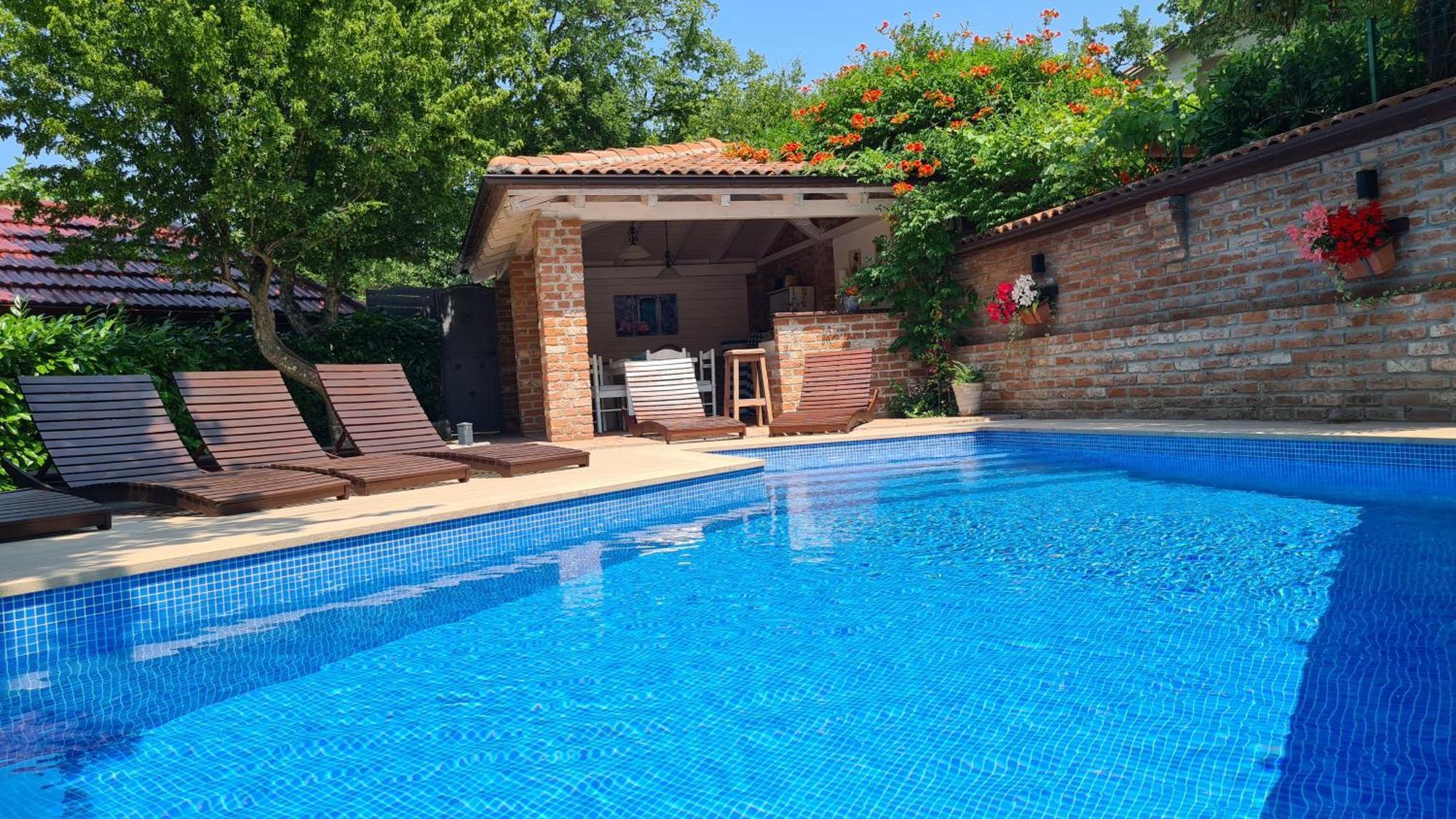 Villa Amalia Apartments Малинска Экстерьер фото