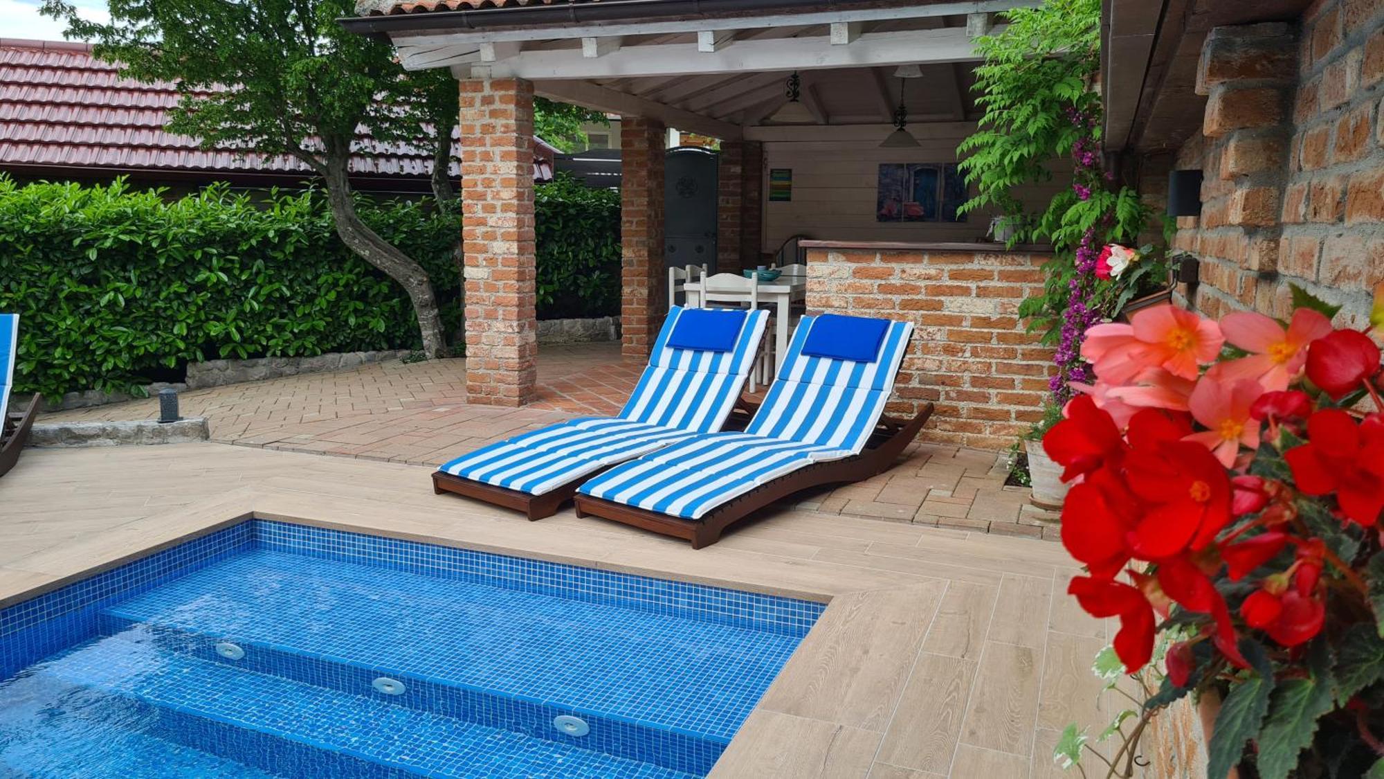 Villa Amalia Apartments Малинска Экстерьер фото