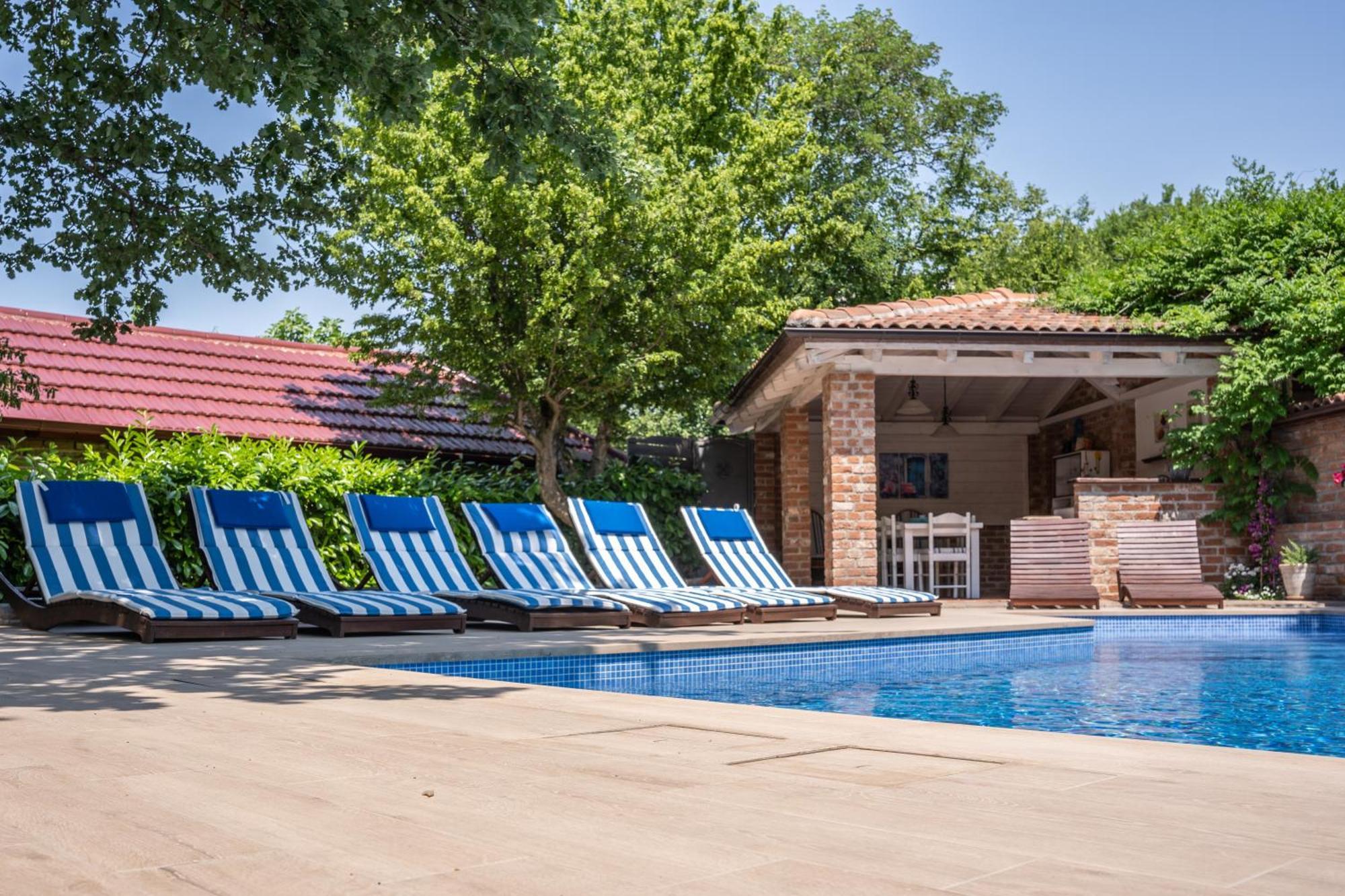 Villa Amalia Apartments Малинска Экстерьер фото