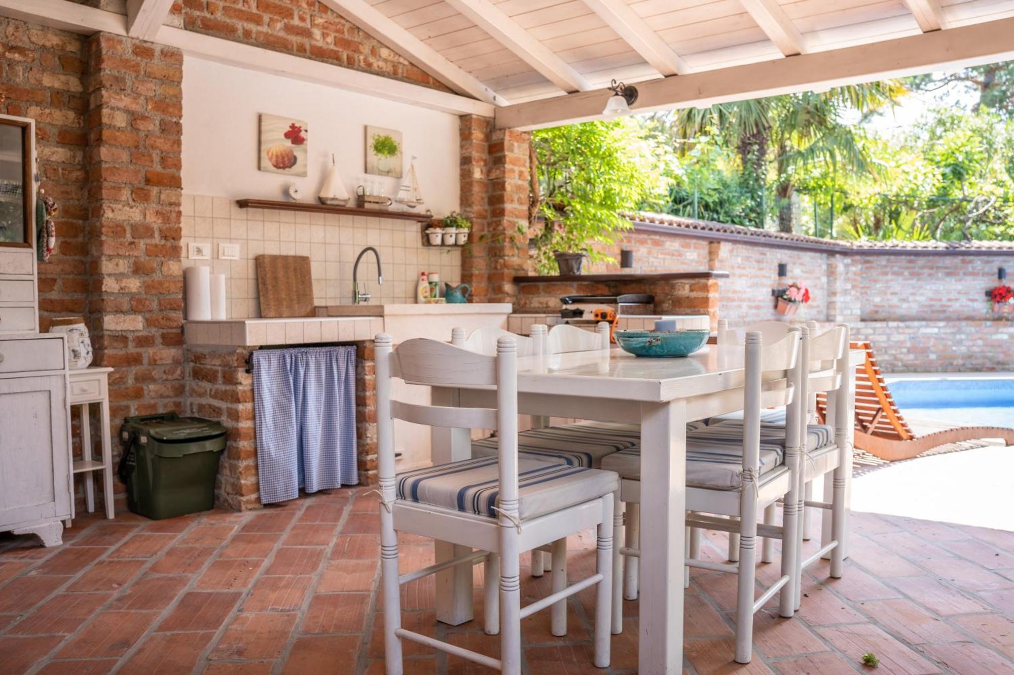 Villa Amalia Apartments Малинска Экстерьер фото