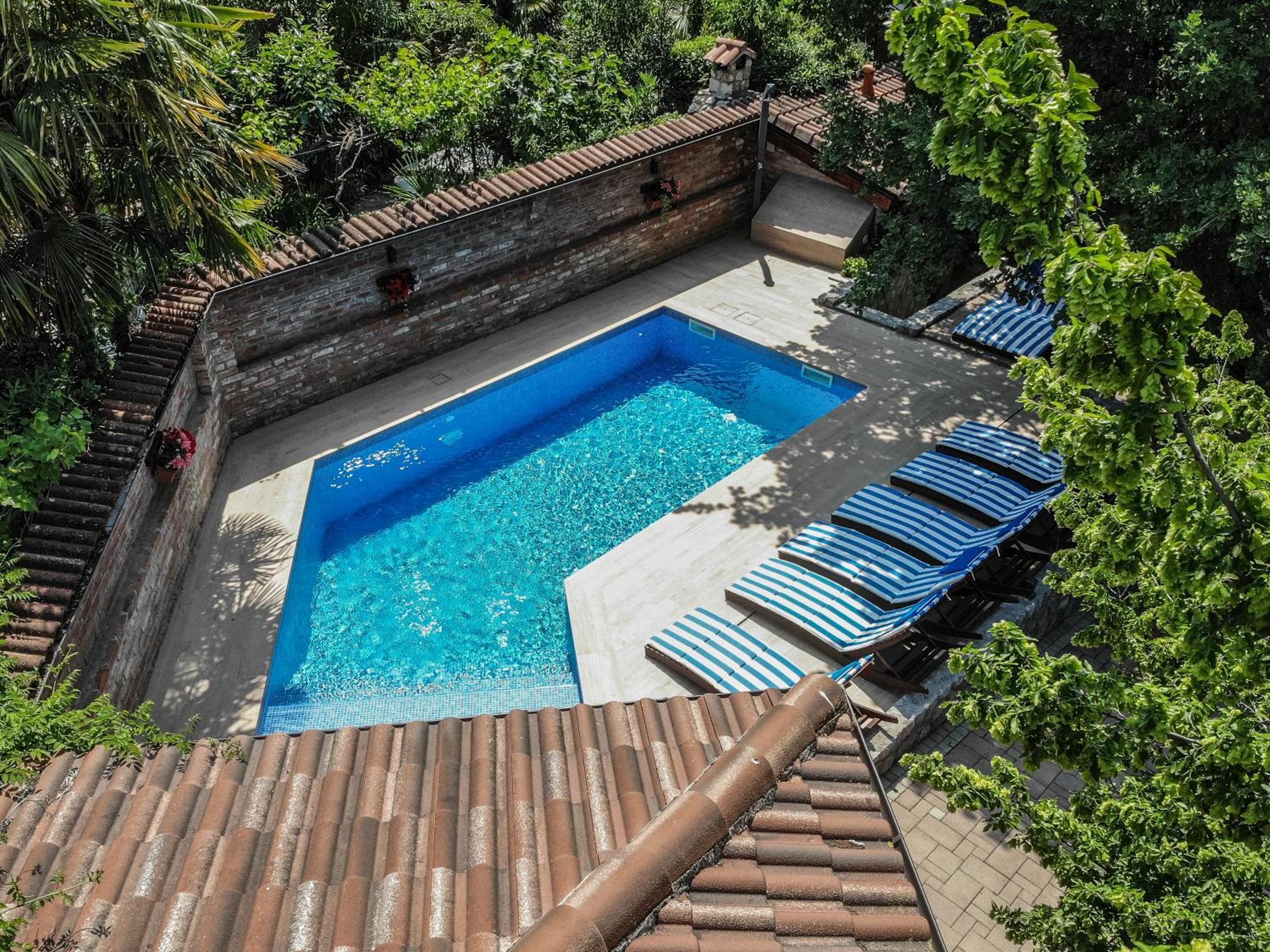 Villa Amalia Apartments Малинска Экстерьер фото